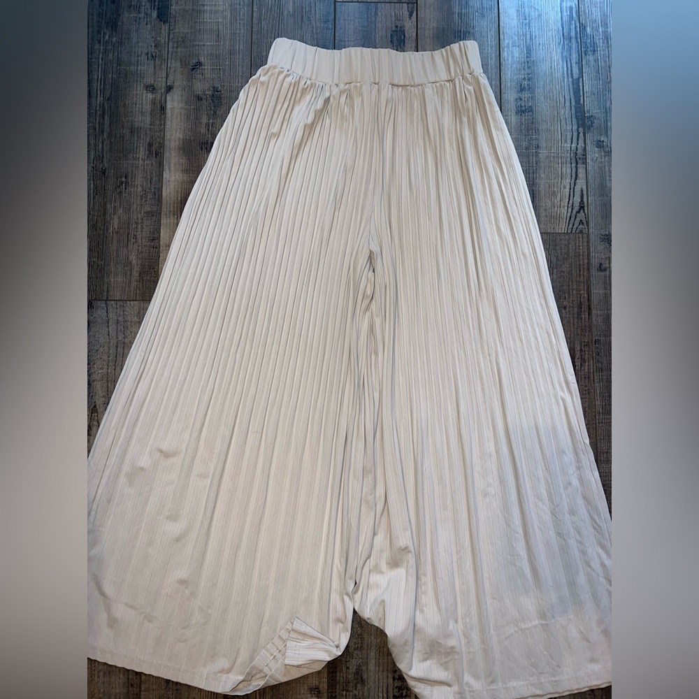 Petal & Pup Pleated Ankle Pants